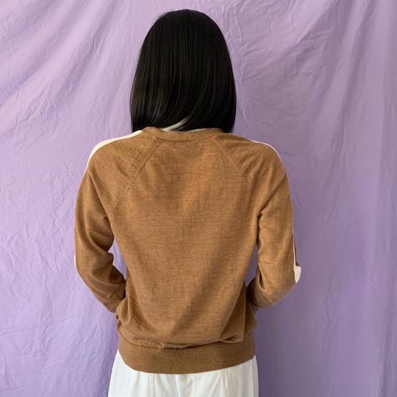 Banana Republic Beige Wool V-Neck Sweater - Picture 4 of 13